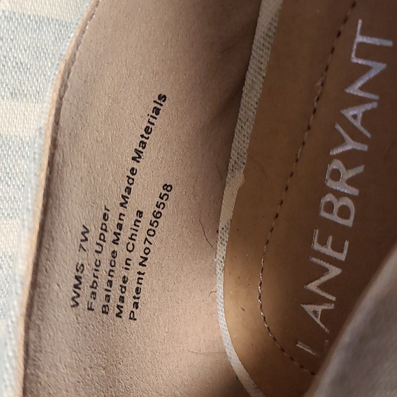 Lane Bryant fabric flats size 7W - Picture 4 of 7